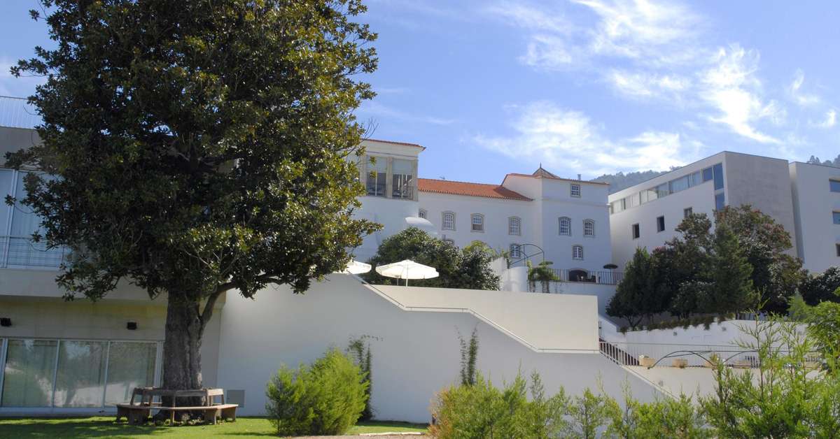 Een foto van de buitenkant van Palacio da Lousa Boutique Hotel
