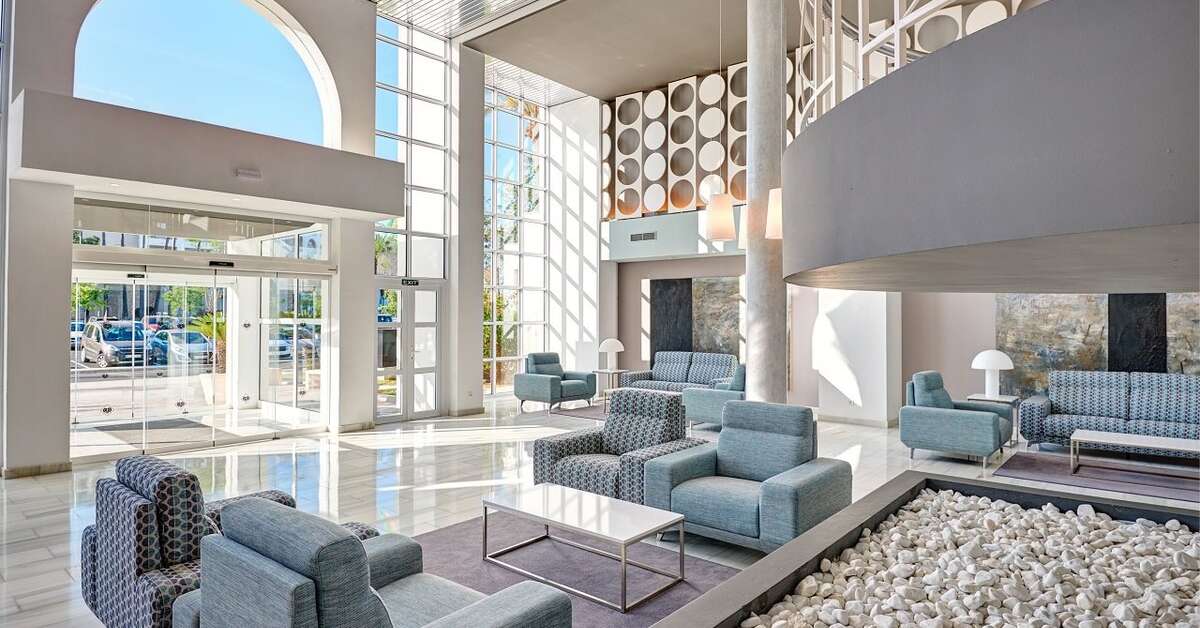 Een foto van het interieur van Aparthotel Protur Vista Badia