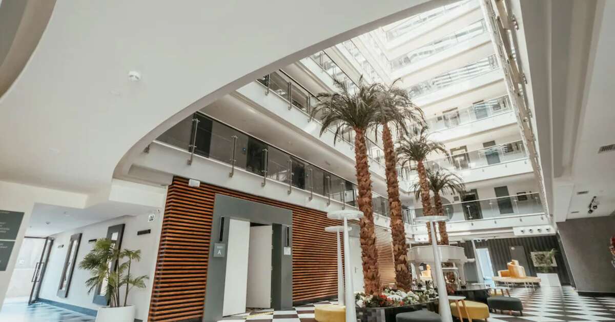 Een foto van het interieur van Sunprime C-Lounge