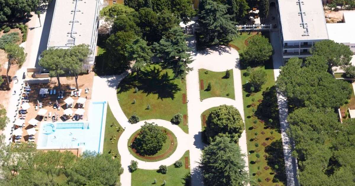 Een foto van de buitenkant van Falkensteiner Hotel Adriana