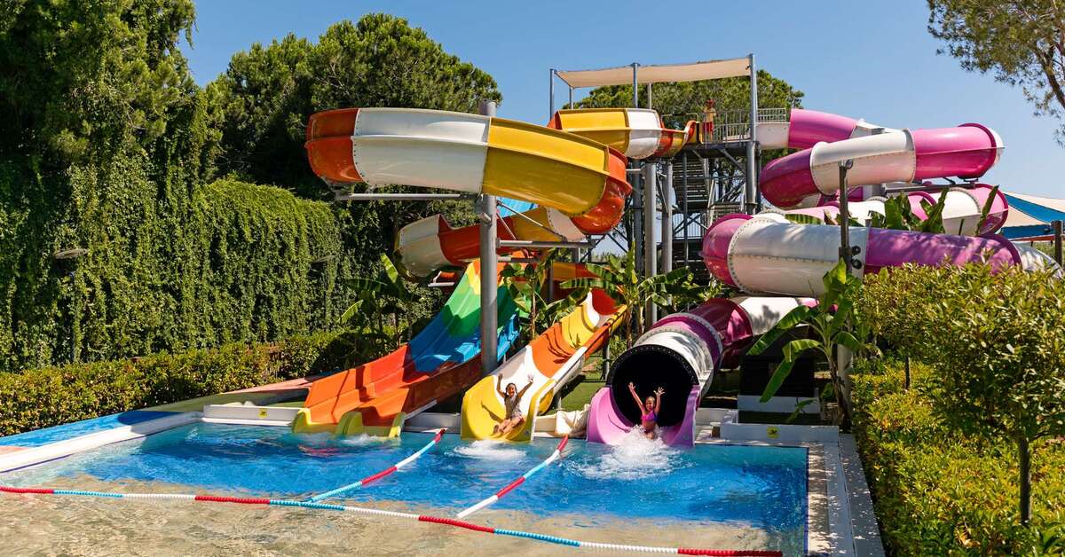 Een foto van het zwembad bij Xanadu Resort Hotel