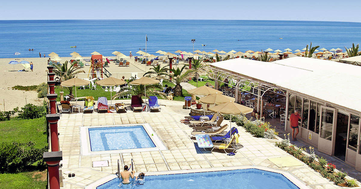 Een foto van het zwembad bij Odyssia Beach Hotel