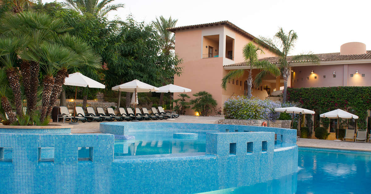 Ein Foto vom Pool im Pula Suites Boutique Resort