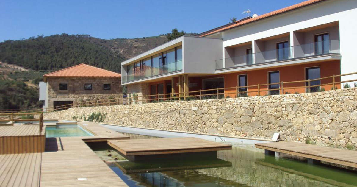 Een foto van de buitenkant van Douro Cister Hotel