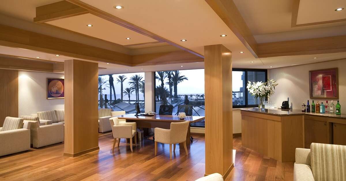 Een foto van Constantinou Bros Asimina Suites Hotel