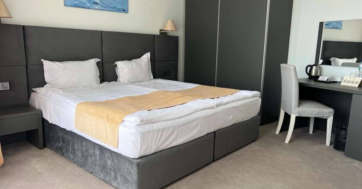 Een foto van Continental Golden Sands