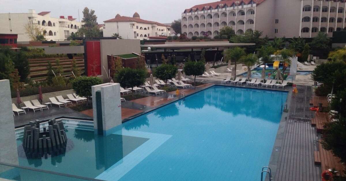 Ein Foto vom Pool im The Sense Deluxe