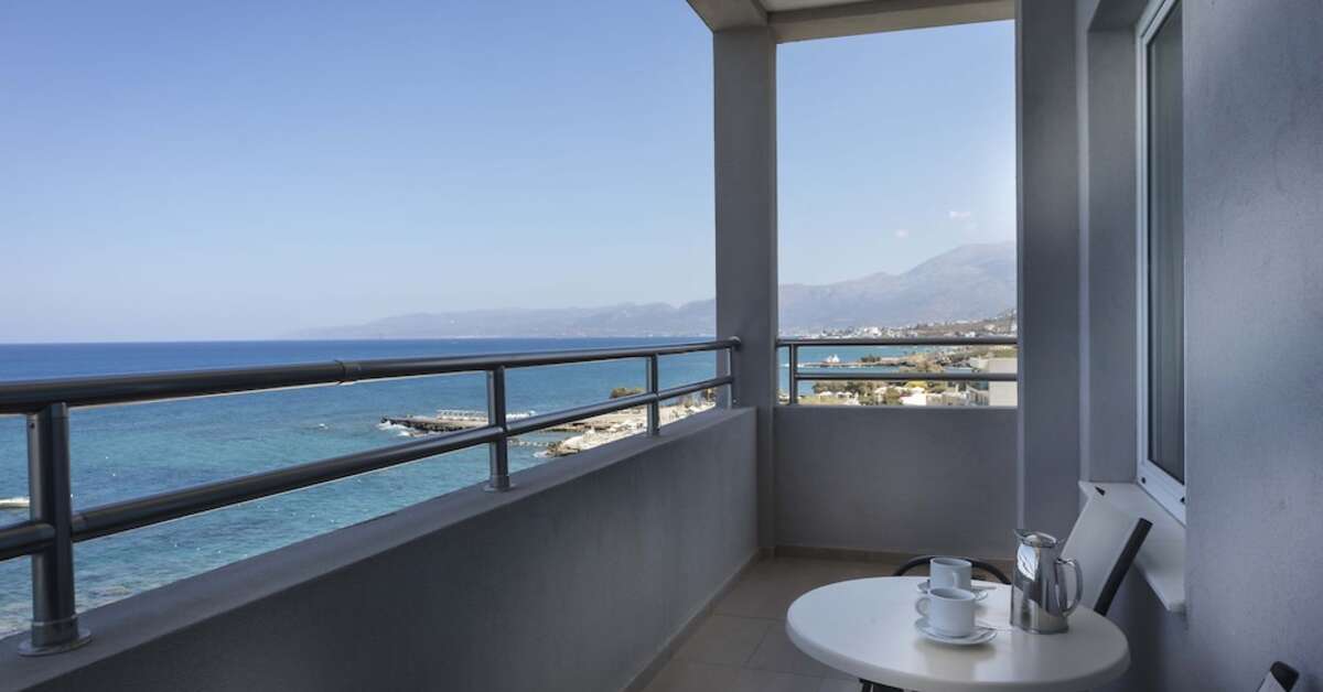 Ein Foto Glaros Beach Hotel