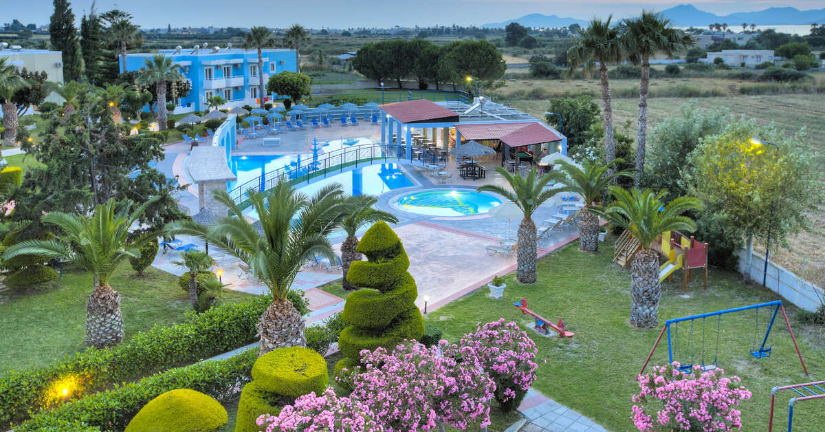 Een foto van het zwembad bij Corali Hotel & Village