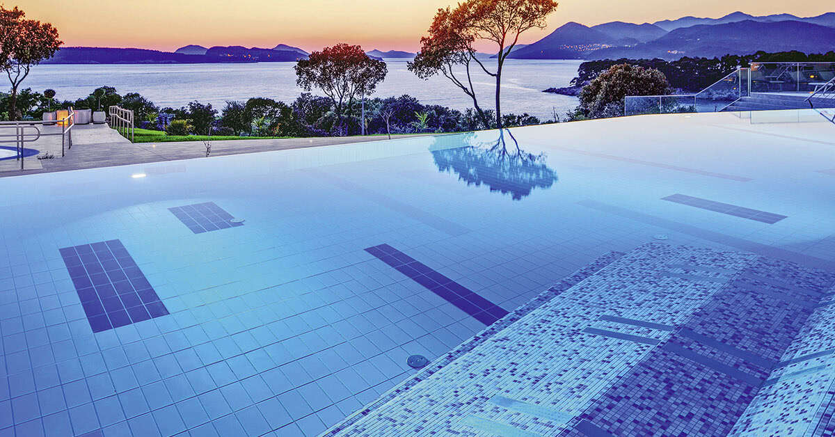 Een foto van het zwembad bij Valamar Argosy Hotel