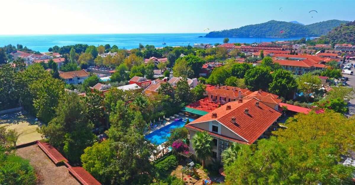 Ein Foto Perdikia Beach Hotel