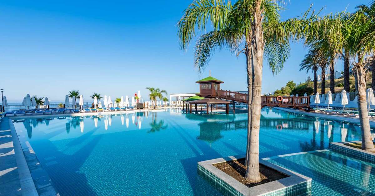 Een foto van het zwembad bij Vikingen Infinity Resort & Spa