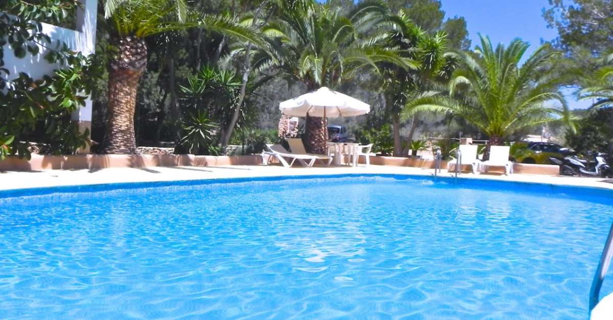Een foto van het zwembad bij Allida Formentera