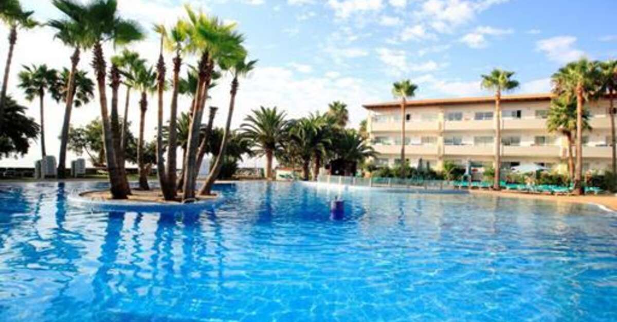 Een foto van het zwembad bij Grupotel Mallorca Mar