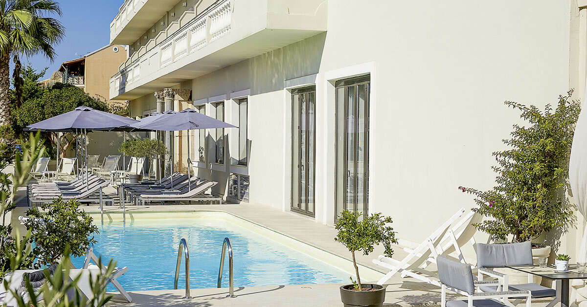 Een foto van het zwembad bij Mon Repos Palace Hotel