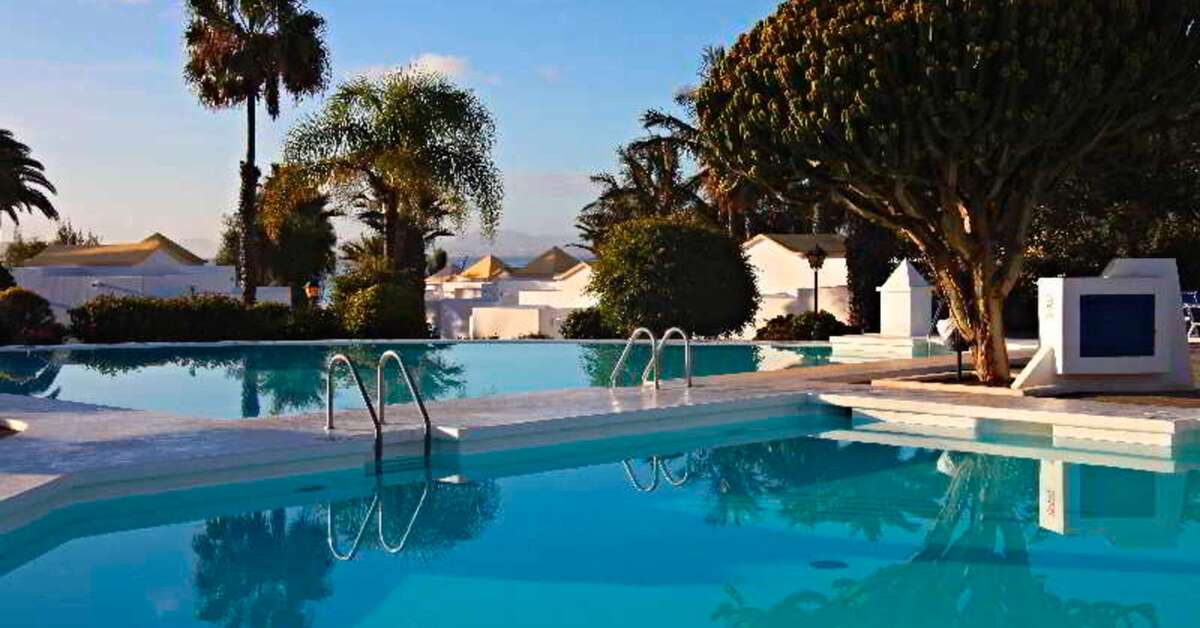 Ein Foto vom Pool im Sandos Atlantic Gardens