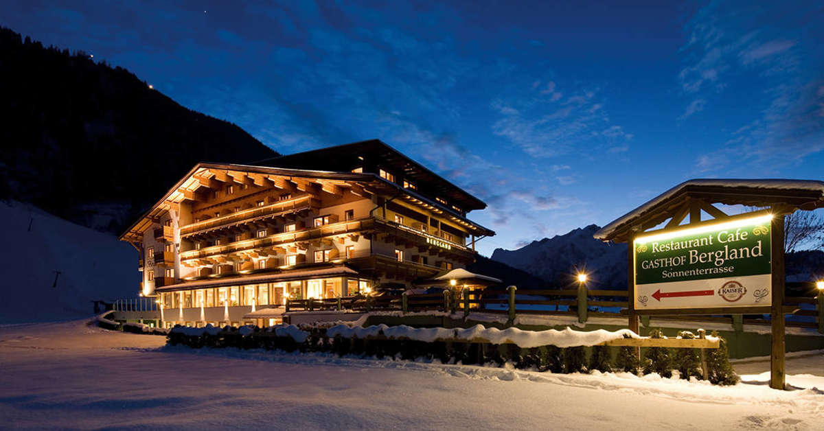 Een foto van de buitenkant van Hotel Bergland & Obertuschenhof