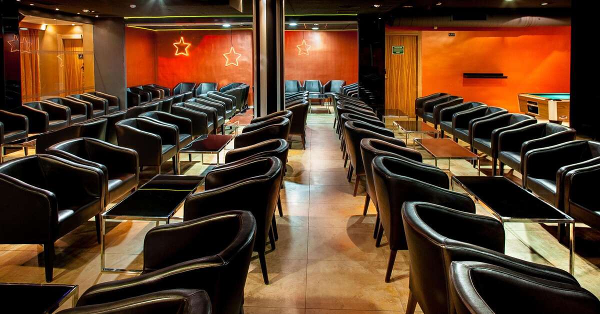 Een foto van het interieur van RH Royal Benidorm
