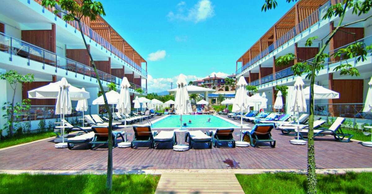 Ein Foto vom Pool im Club Kastalia Holiday Village