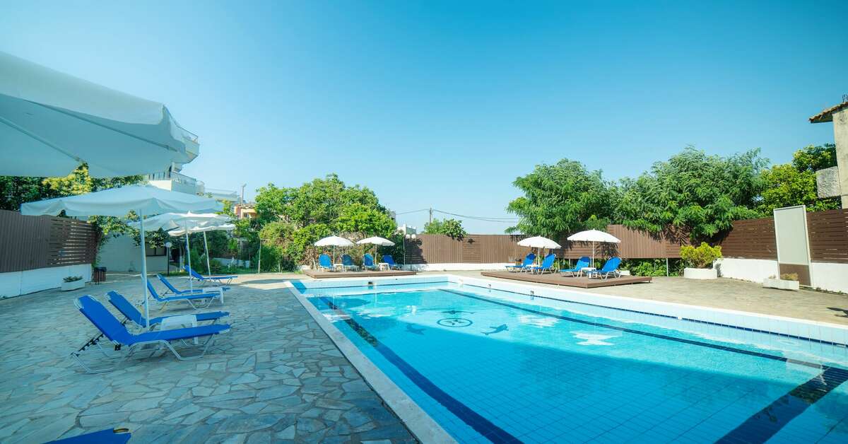 Een foto van het zwembad bij Hotel Alkionis
