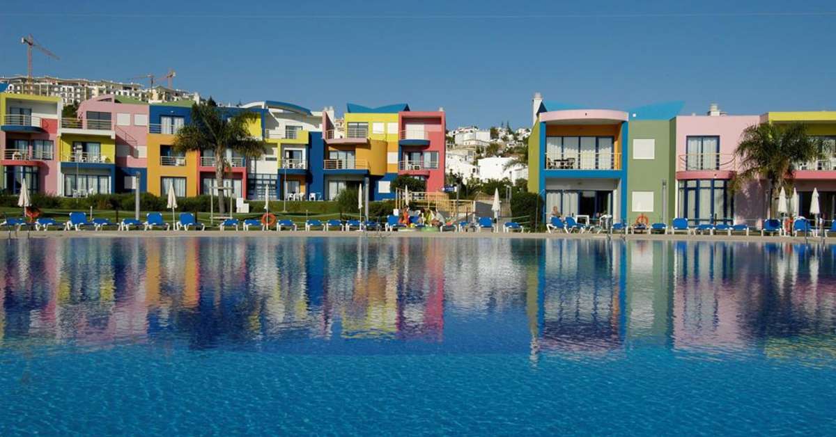 Een foto van het zwembad bij Orada Marina de Albufeira