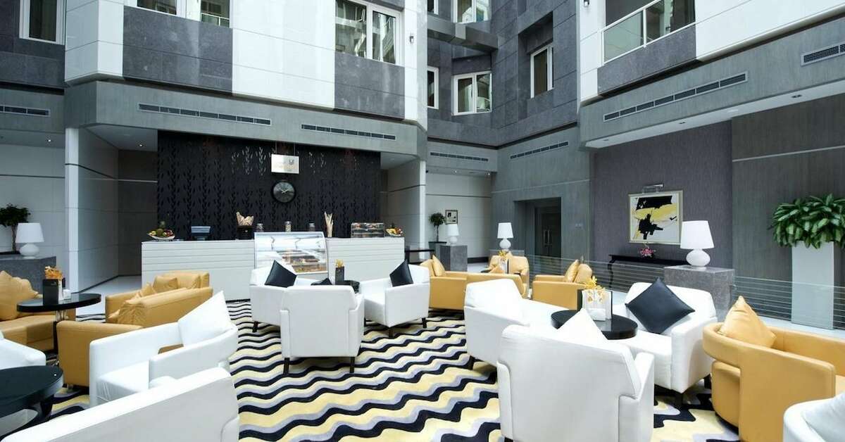 Een foto van de faciliteiten bij Time Grand Plaza Hotel