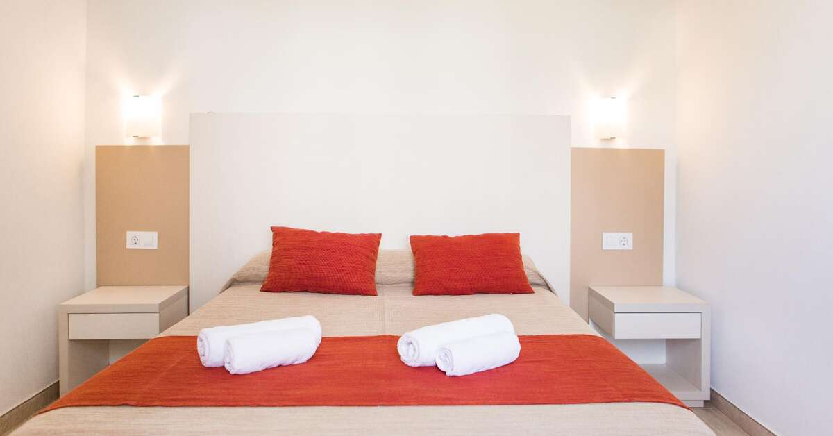 Ein Foto Sagitario Menorca Mar Apartments
