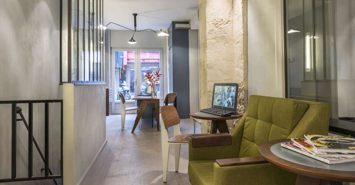 Een foto van het interieur van Hotel Basss