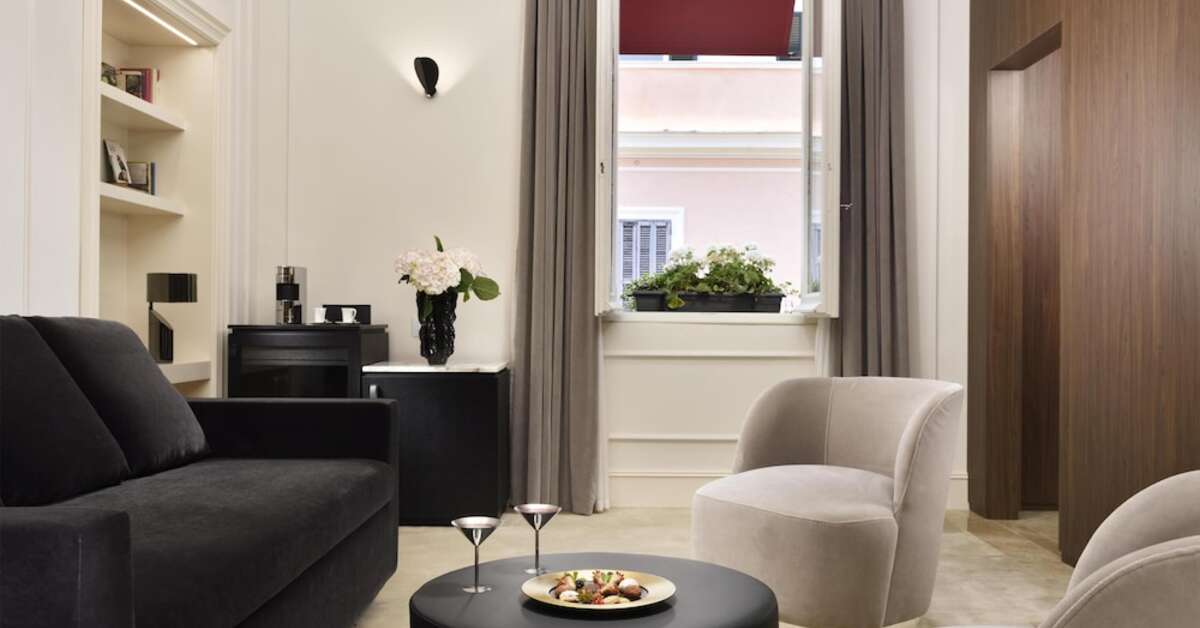 Een foto van The First Roma Dolce