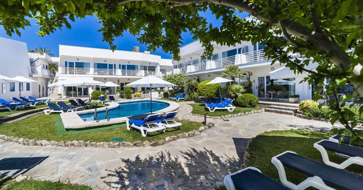 Ein Foto vom Pool im Hoposa Apartments Montelin