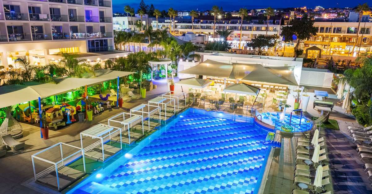 Een foto van Nicholas Color Hotel