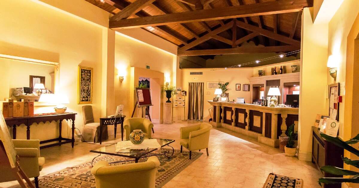 Een foto van het interieur van Baglio Oneto dei Principi di San Lorenzo Resort & Wines
