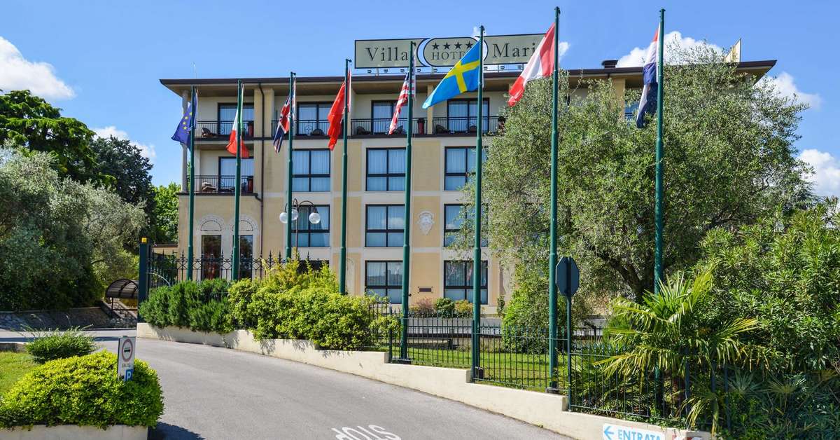 Een foto van de buitenkant van Hotel Villa Maria