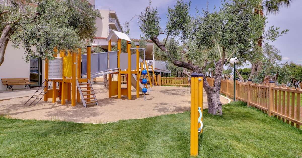 Een foto van de faciliteiten bij Calamos Beach Family Club Hotel