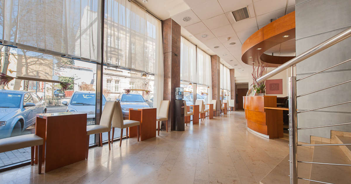 Een foto van het interieur van Hotel Alexander
