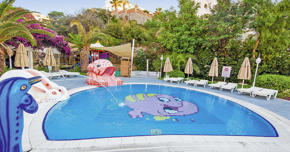 Een foto van het zwembad bij Salmakis Resort & Spa