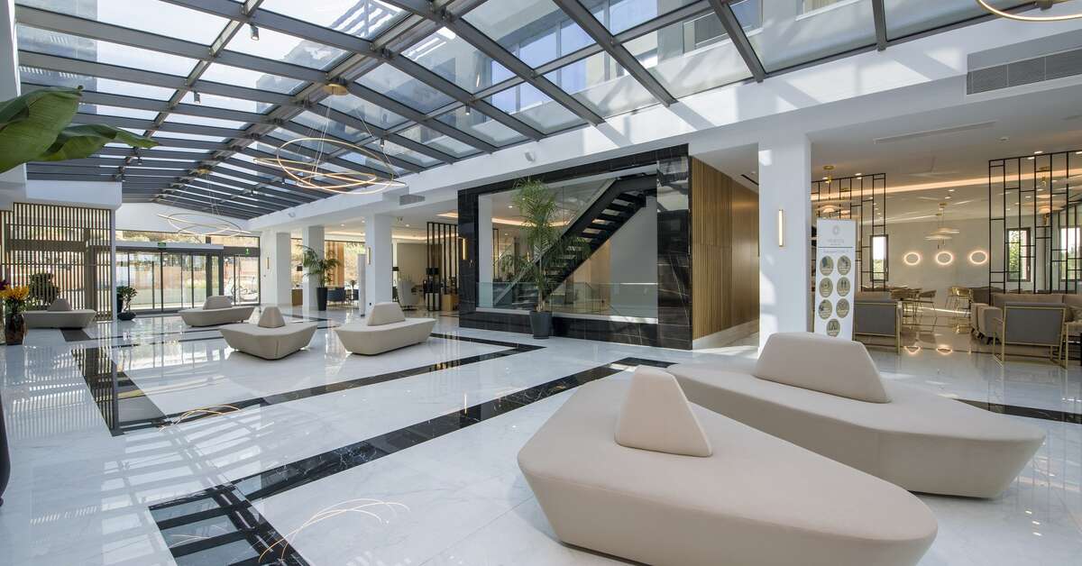 Een foto van het interieur van Myrion Beach Resort & Spa