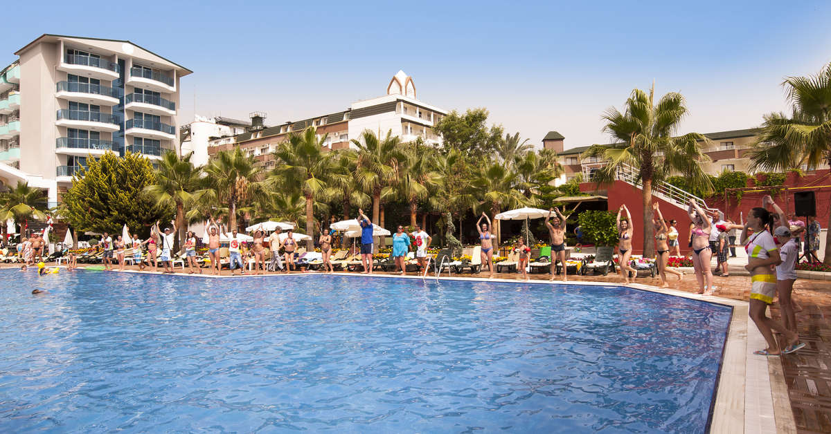 Ein Foto vom Pool im Concordia Celes Hotel