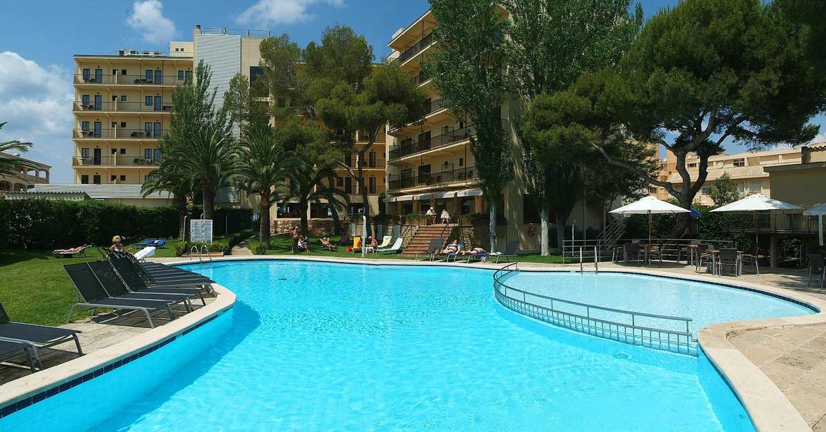 Een foto van het zwembad bij Aya Sea Hotel