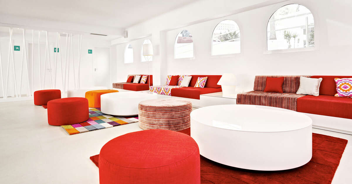 Een foto van het interieur van Grupotel Ibiza Beach Resort