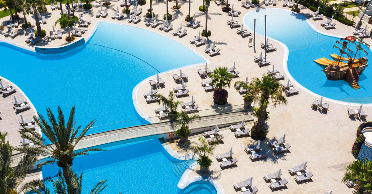 Een foto van het zwembad bij Olympic Lagoon Resort Ayia Napa