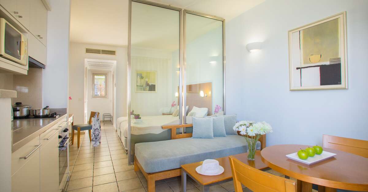 Een foto van Louis Althea Beach
