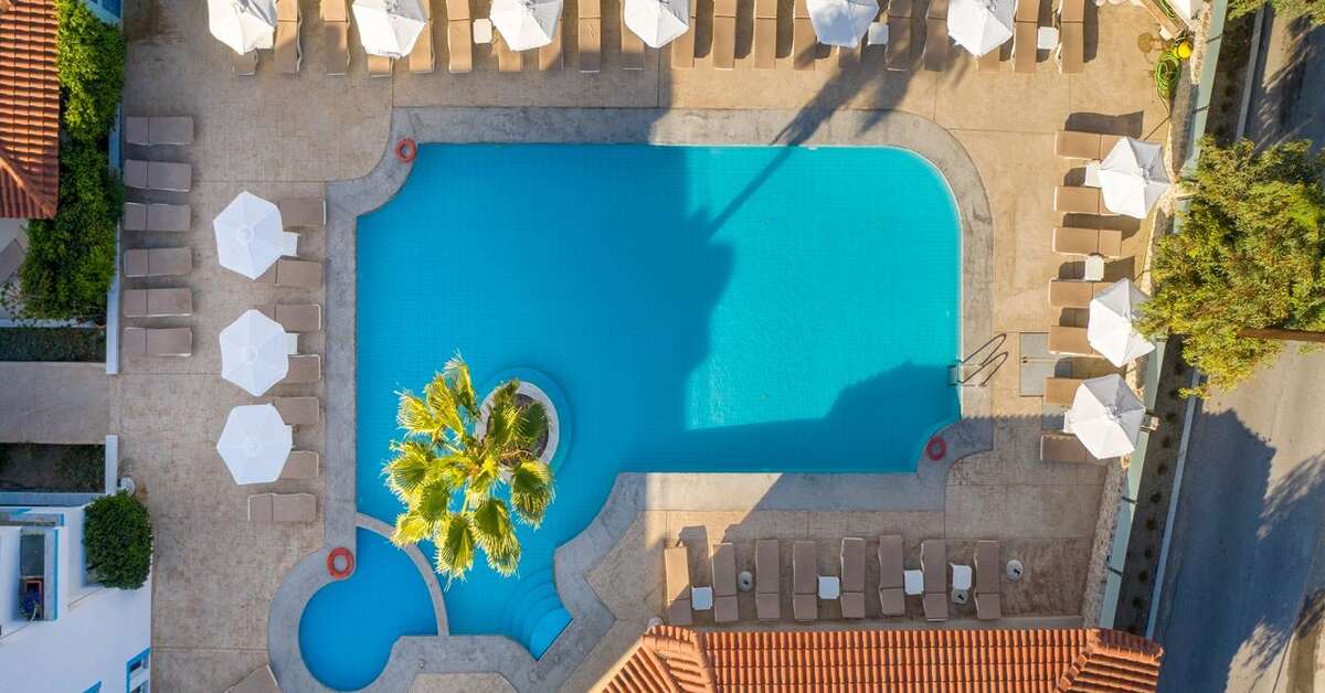 Een foto van het zwembad bij Aegean Blu Appartementen