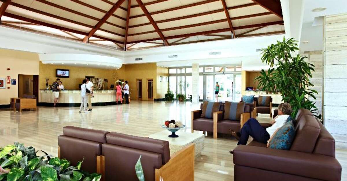 Een foto van Hotel Zafiro Cala Mesquida