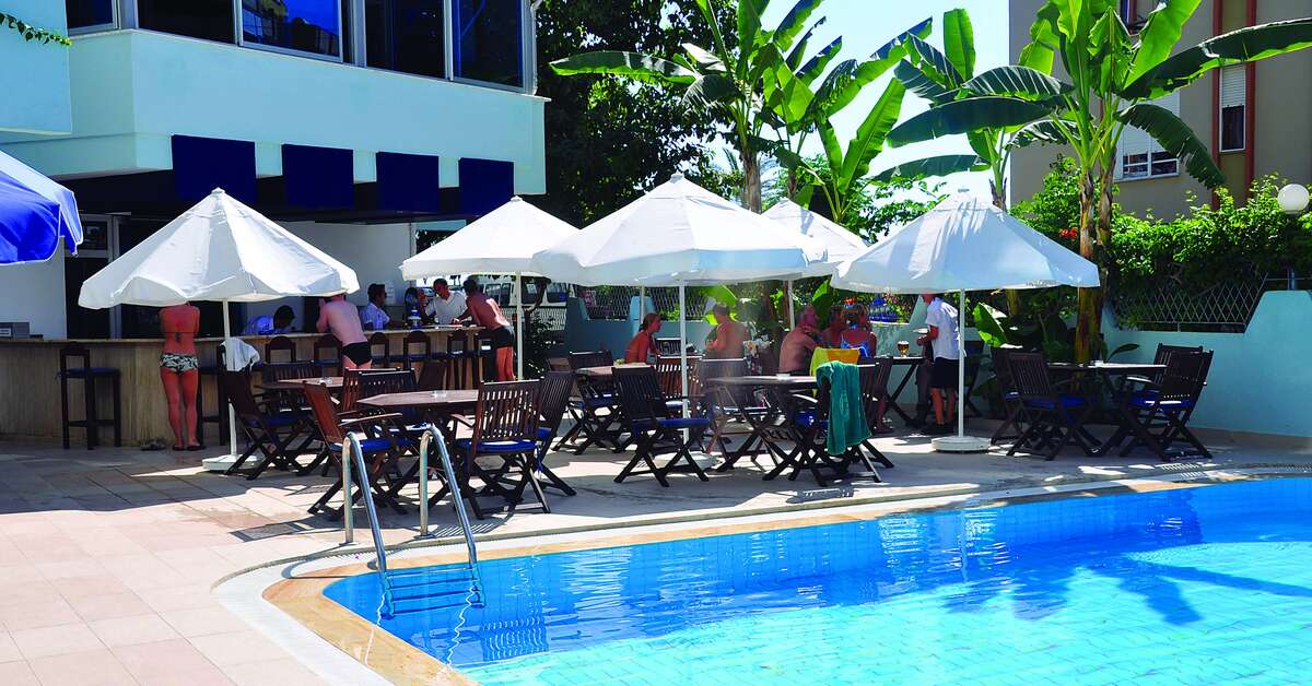 Ein Foto vom Pool im Hotel Blue Diamond Alya