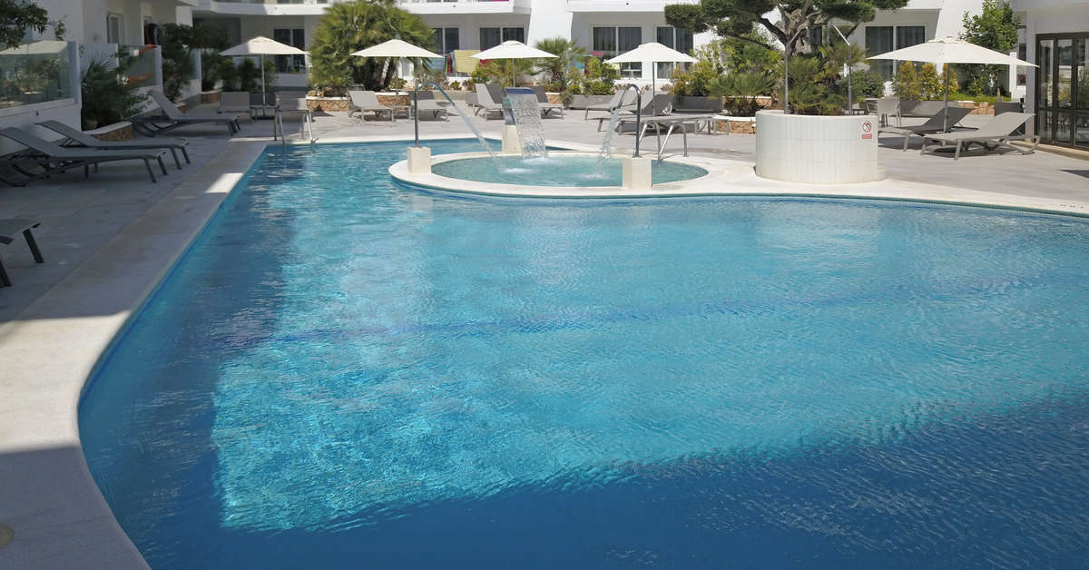 Een foto van het zwembad bij Balansat Resort