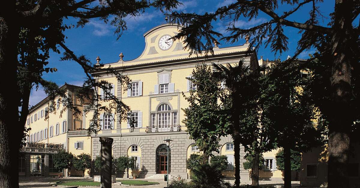 Een foto van de buitenkant van Bagni di Pisa Palace & Spa