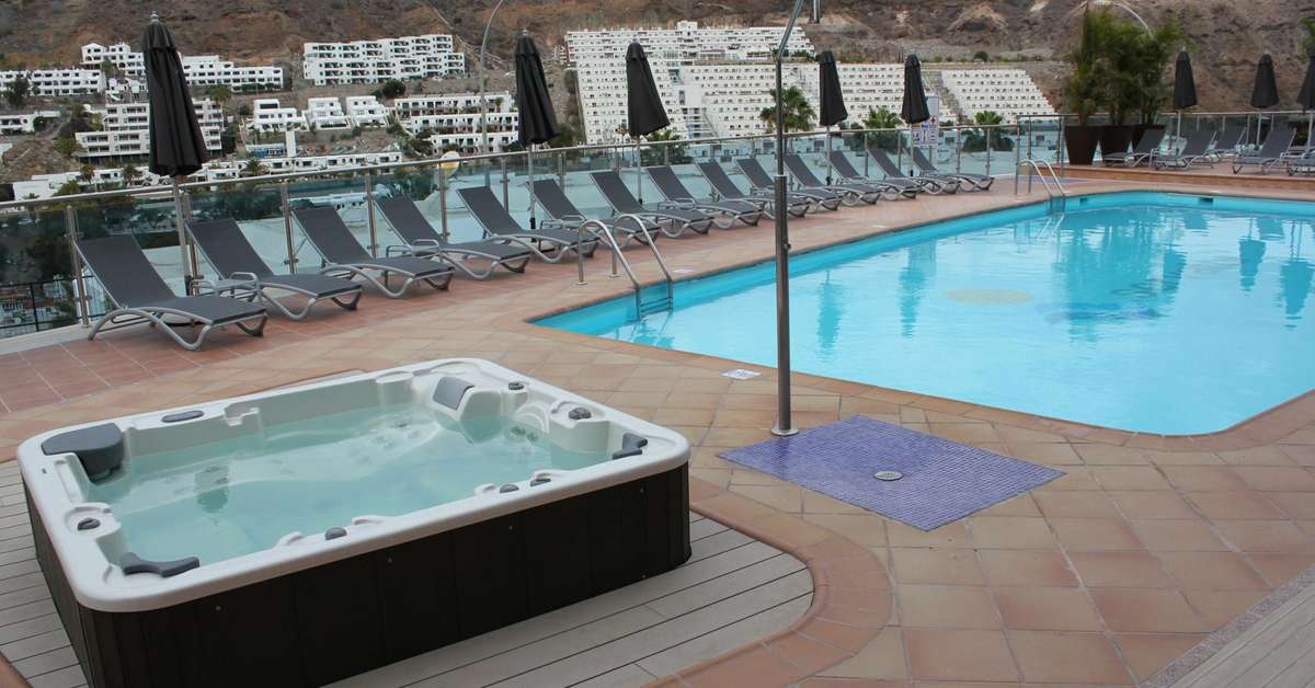 Ein Foto vom Pool im Hotel Servatur Casablanca