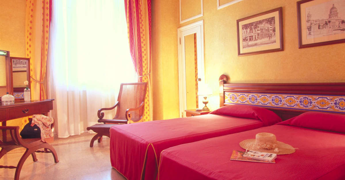 Ein Foto Mercure Sevilla Havane