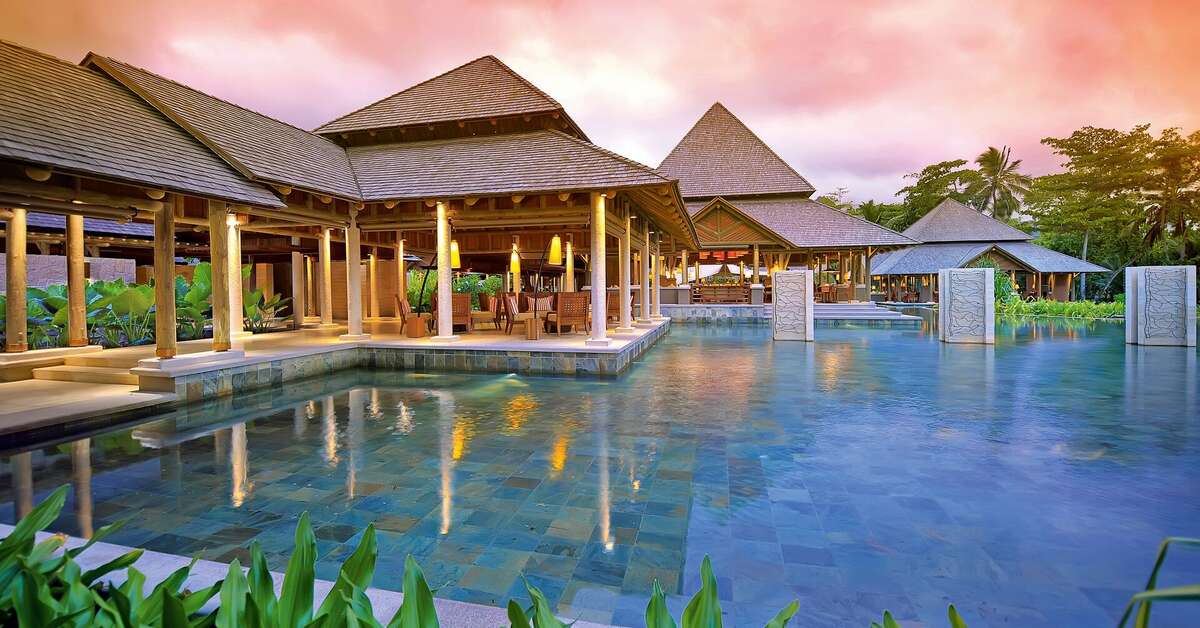 Ein Foto vom Pool im Constance Ephelia
